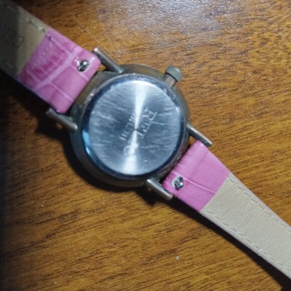 Vintage Stone face Relic Watch for girls | Relic by Fossil Watch - Picture 2 of 7